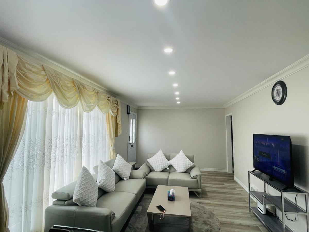 トロント Luxurious Cozy House In Bluffs With Lake Viewヴィラ エクステリア 写真