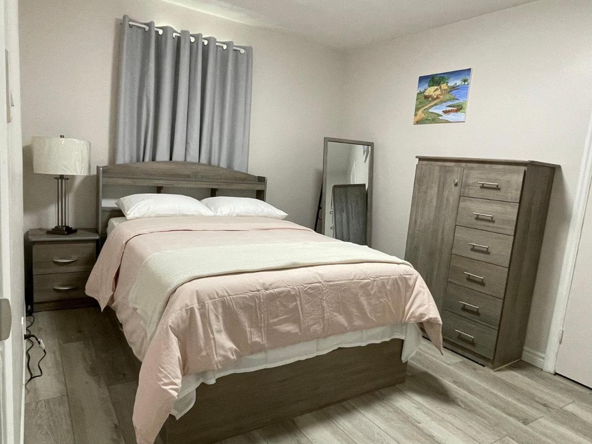 トロント Luxurious Cozy House In Bluffs With Lake Viewヴィラ エクステリア 写真