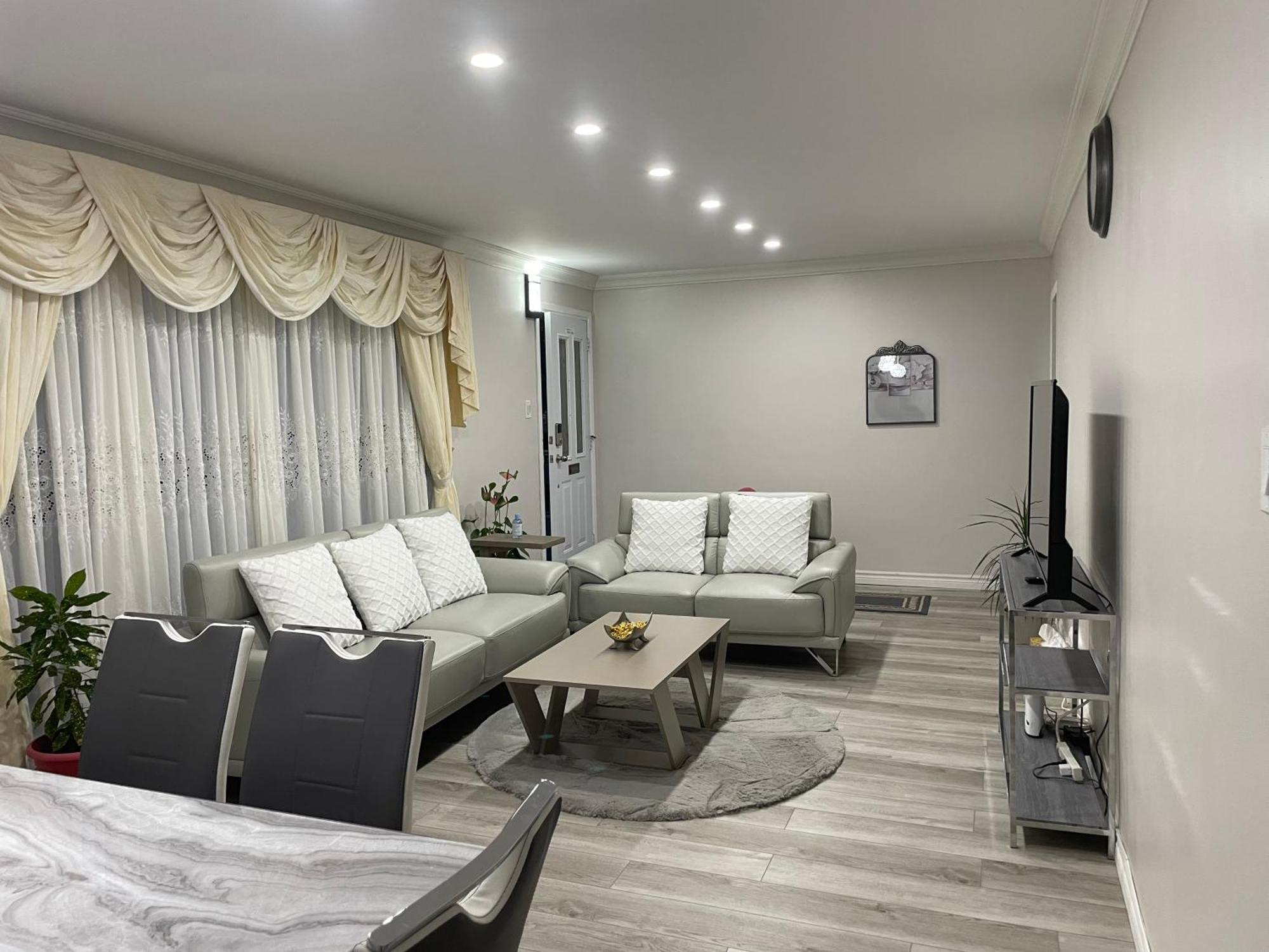 トロント Luxurious Cozy House In Bluffs With Lake Viewヴィラ エクステリア 写真